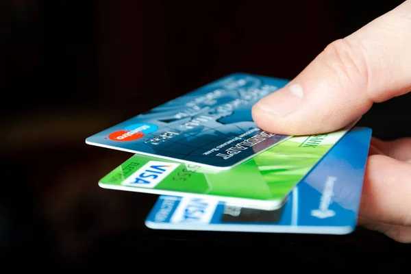 Maximize Your Financial Rewards: Top Credit Cards to Get in 2025