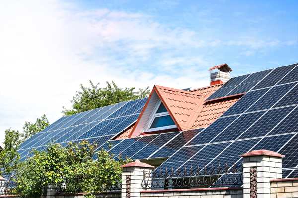 Solar Roof: An Investment or a Waste?